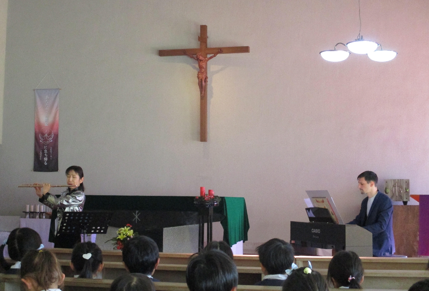 クリスマスコンサートを行いました♪