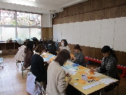 父母会活動（教具作り）を行いました♪